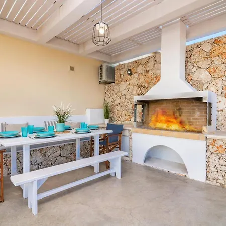 Vardiola By * Σκινάρια