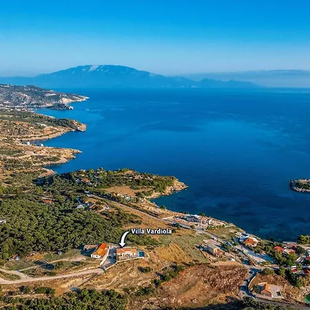 Villa Vardiola By Skinária